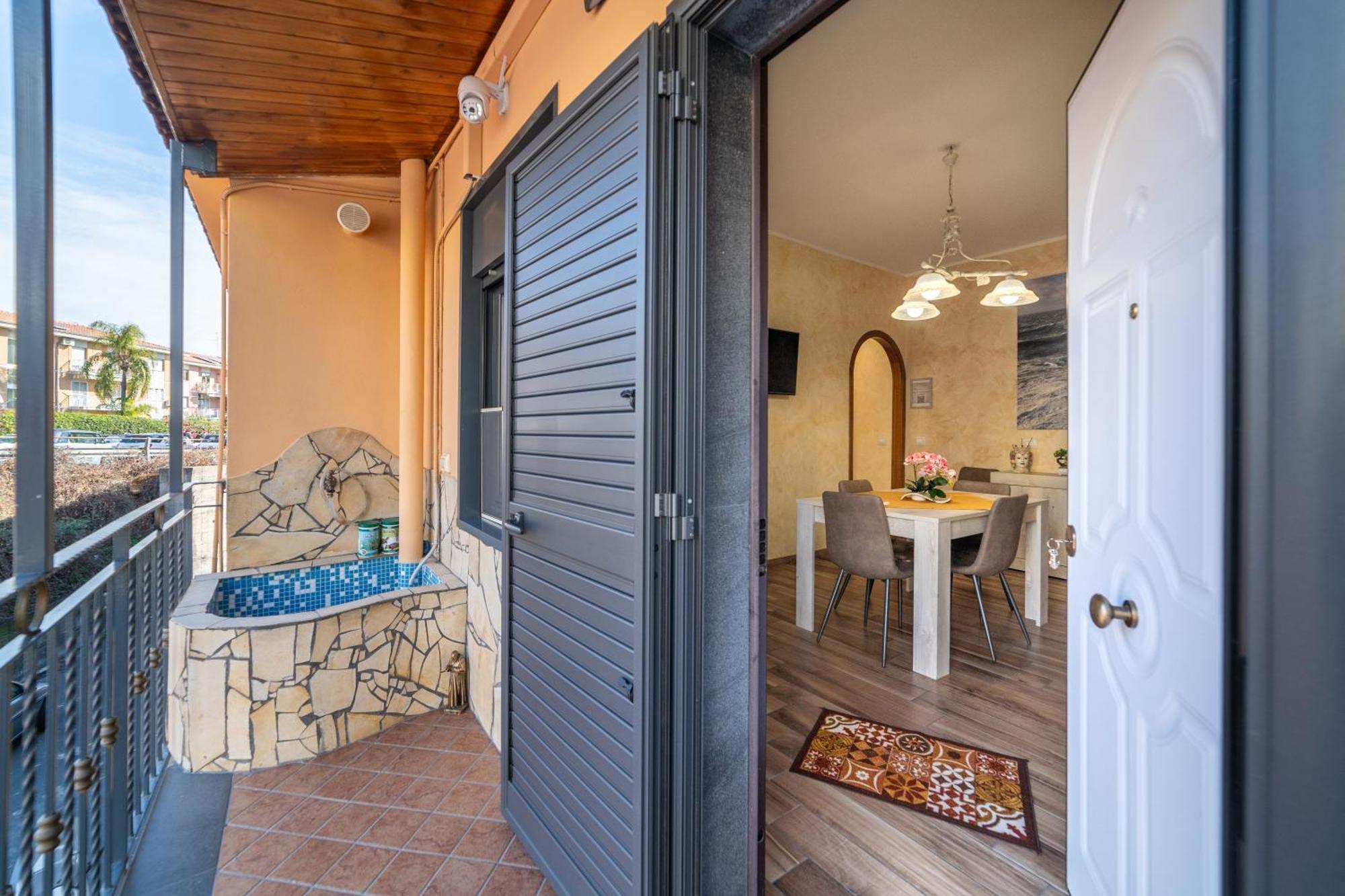 Ferienwohnung Casa La Scivola CTA Exterior foto